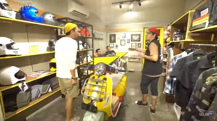 penampakan distro clothing omesh © YouTube penampakan distro clothing omesh © YouTube