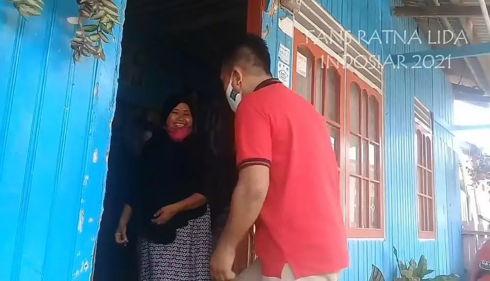 rumah Ratna LIDA © 2021 brilio.net YouTube rumah Ratna LIDA © 2021 brilio.net YouTube