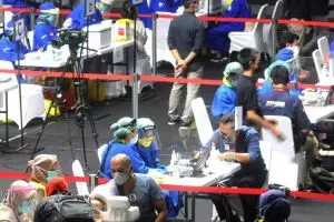 Layanan vaksinasi Covid-19 berbayar ditunda, ini alasannya