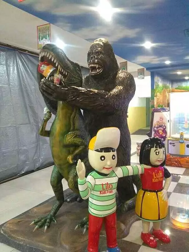 penampakan nyeleneh patung hewan © 2021 berbagai sumber