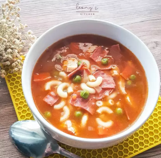 Resep sop sederhana © 2021 brilio.net