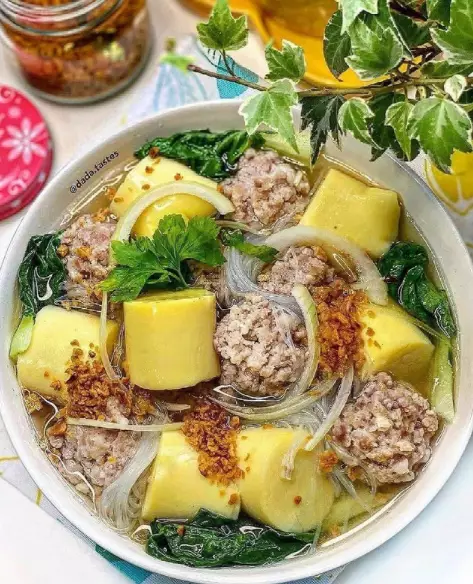 Resep sop sederhana © 2021 brilio.net