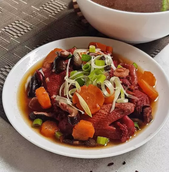 Resep sop sederhana © 2021 brilio.net