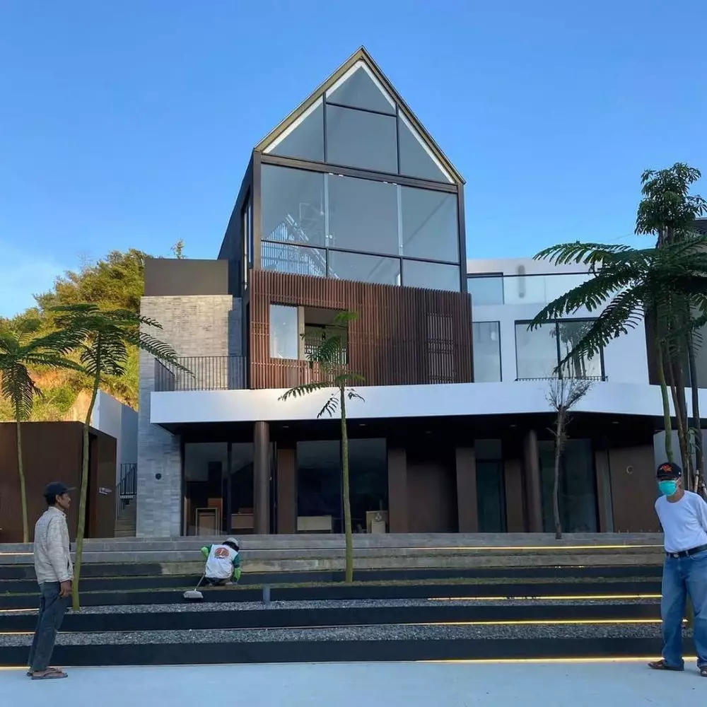 Vila baru Rachel Vennya © 2021 brilio.net Instagram