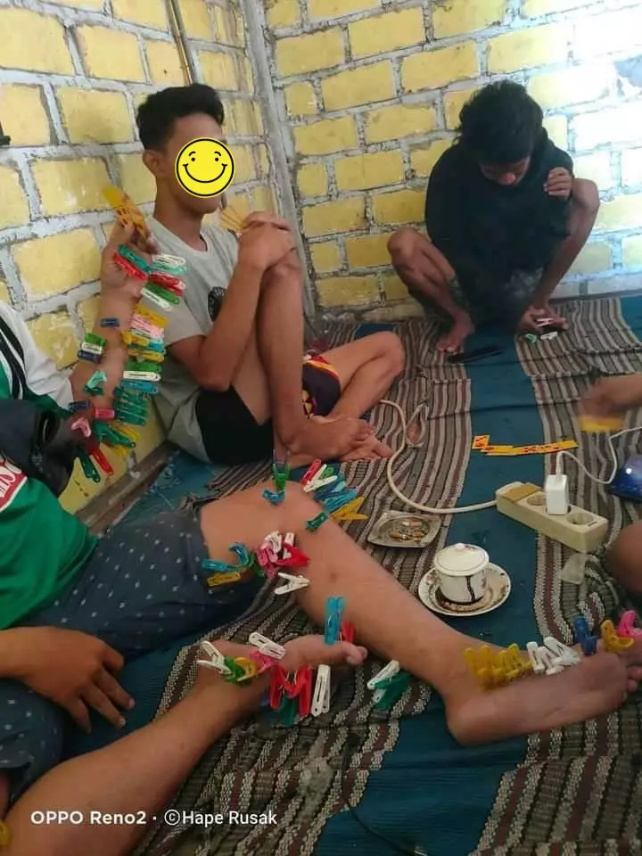 Kelakuan lucu cowok pas gabut © Instagram Kelakuan lucu cowok pas gabut © Instagram