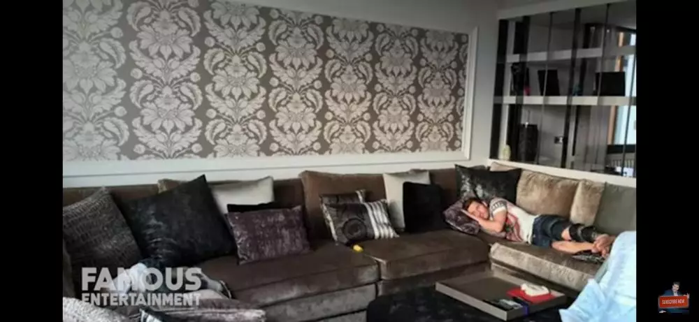 Penampakan rumah Lionel Messi di Barcelona © 2021 brilio.net