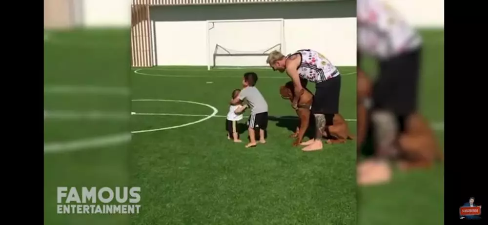 Penampakan rumah Lionel Messi di Barcelona © 2021 brilio.net