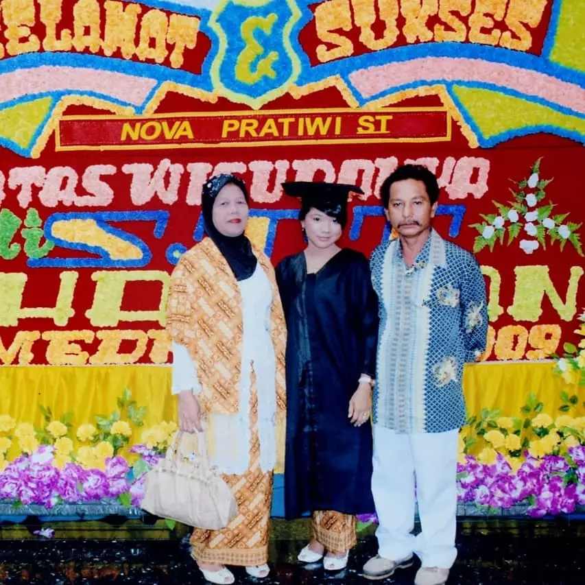 masa muda Daniel Eddy ayah Rizky Billar © 2021 brilio.net Instagram masa muda Daniel Eddy ayah Rizky Billar © 2021 brilio.net Instagram