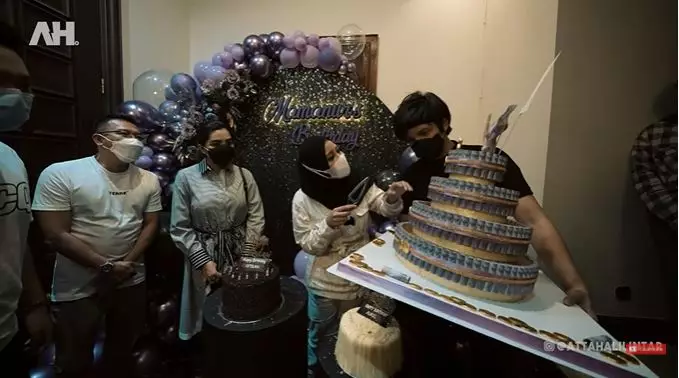 kue ultah Aurel © 2021 brilio.net kue ultah Aurel © 2021 brilio.net