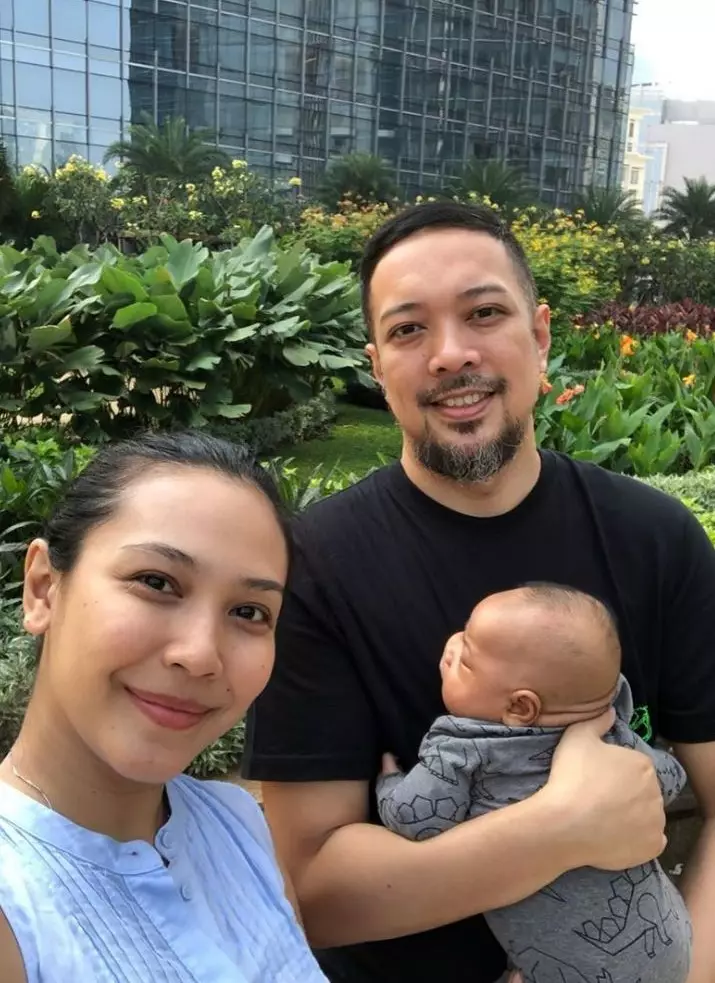 Potret pemeran protagonis FTV Suara Hati Istri bareng pasangan asli dari berbagai sumber Potret pemeran protagonis FTV Suara Hati Istri bareng pasangan asli dari berbagai sumber