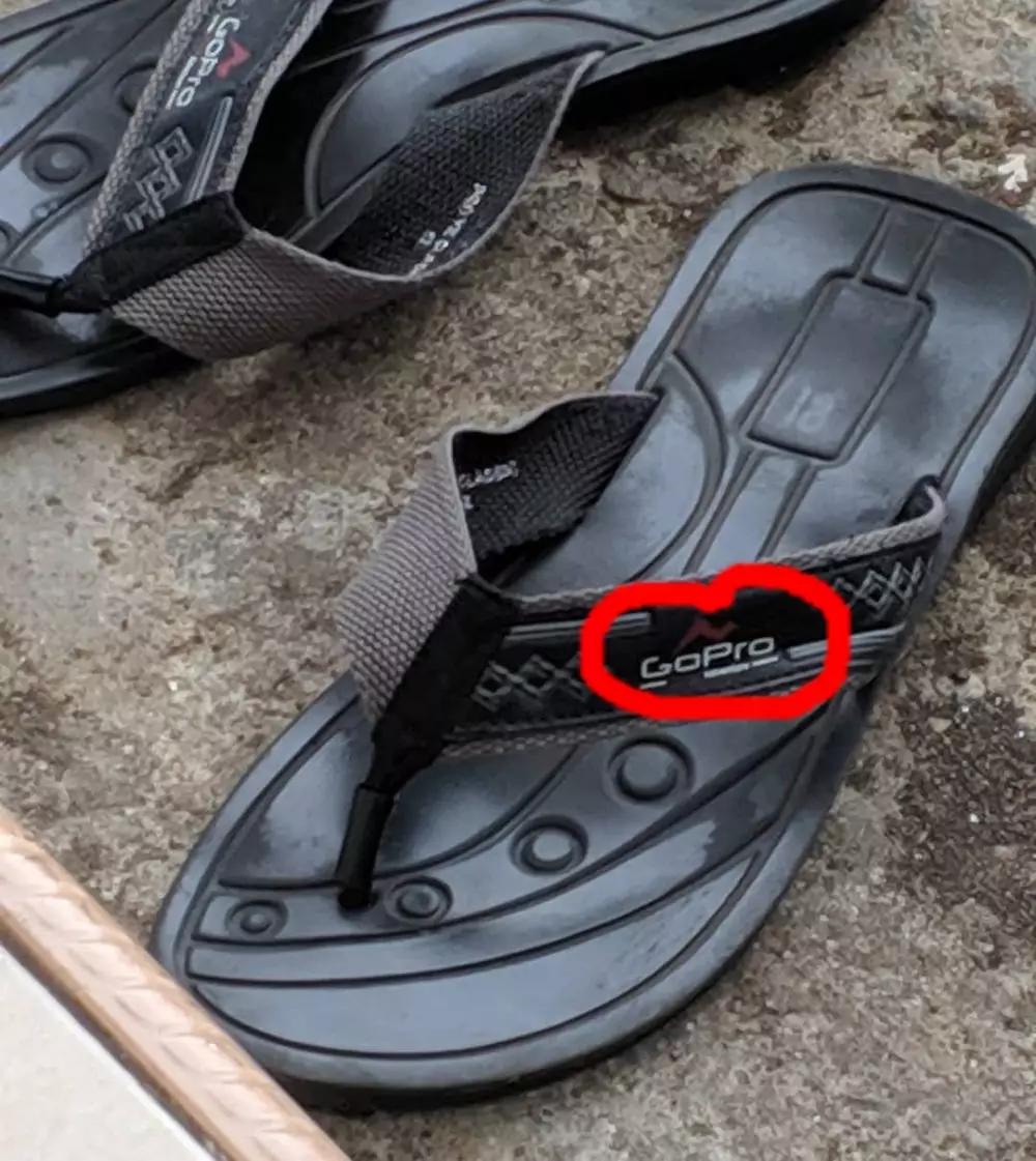 merek sendal bikin nyengir © 2021 berbagai sumber merek sendal bikin nyengir © 2021 berbagai sumber