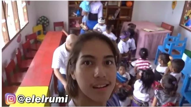 potret sekolah yang dibangun irwan mussry © berbagai sumber potret sekolah yang dibangun irwan mussry © berbagai sumber