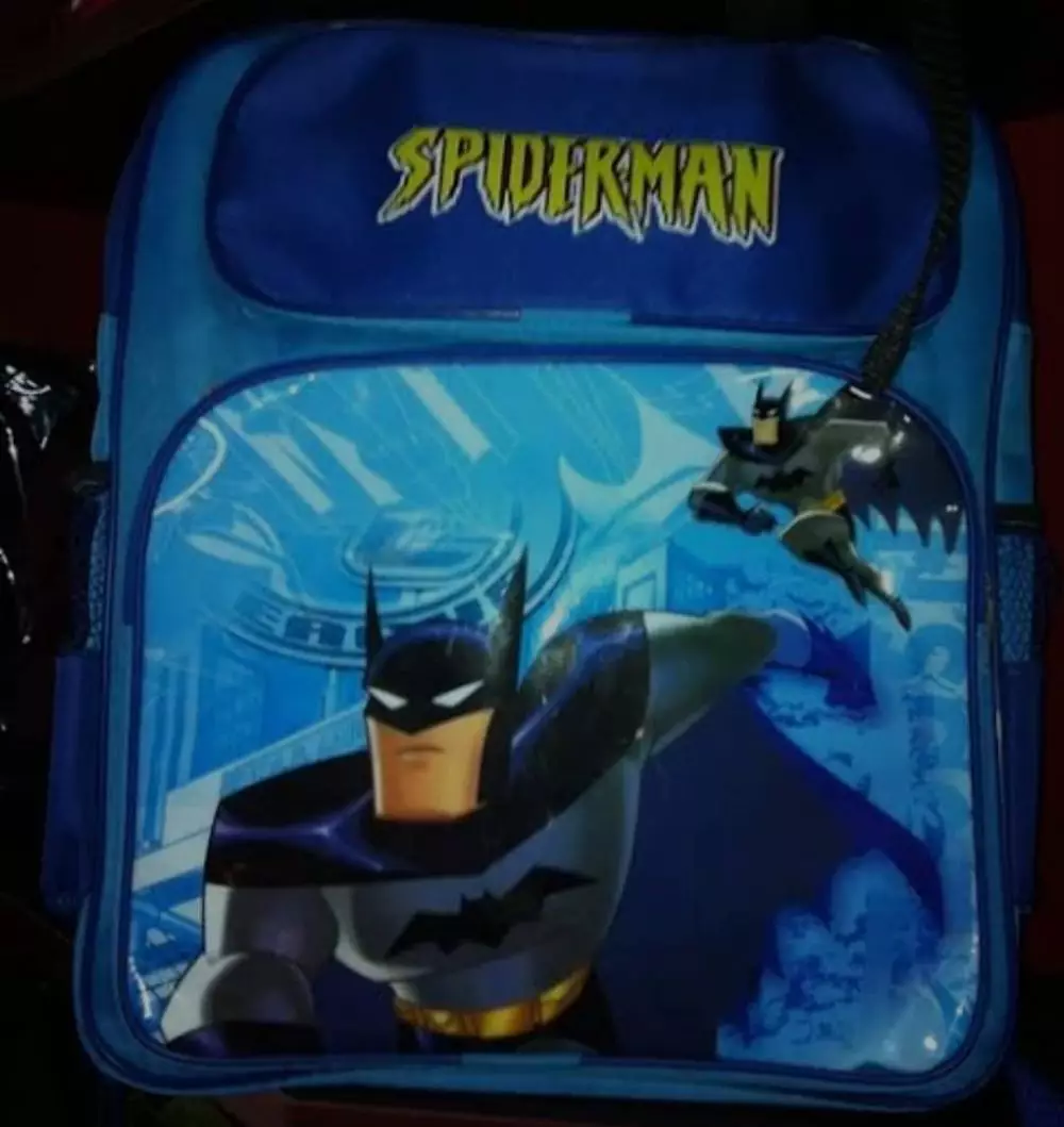 desain absurd tas anak © 2021 berbagai sumber