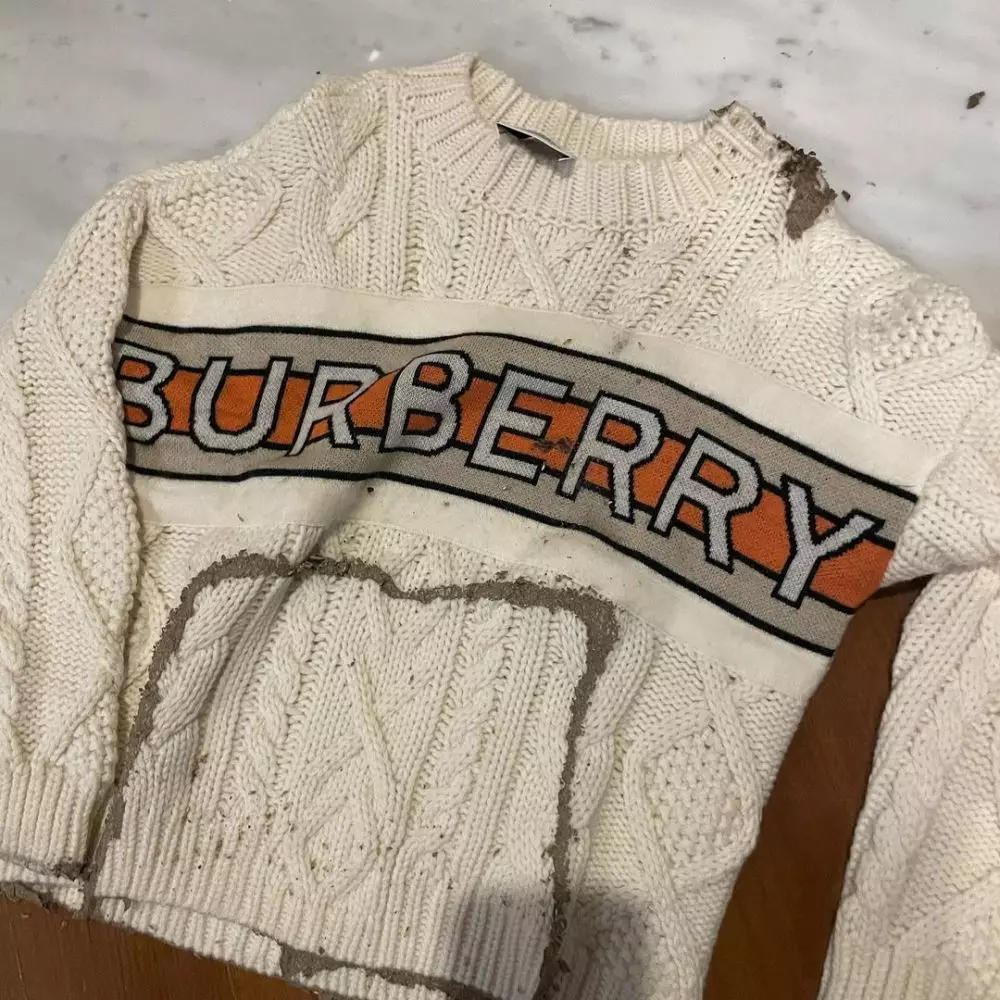 baju branded anak rachel vennya dimakan rayap © instagram