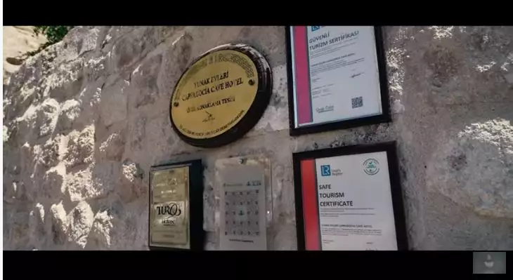 potret hotel tempat menginap nikita mirzani © YouTube potret hotel tempat menginap nikita mirzani © YouTube