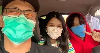 potret Andra Dewa 19 dan putri sulungnya © Instagram/@andra_photo