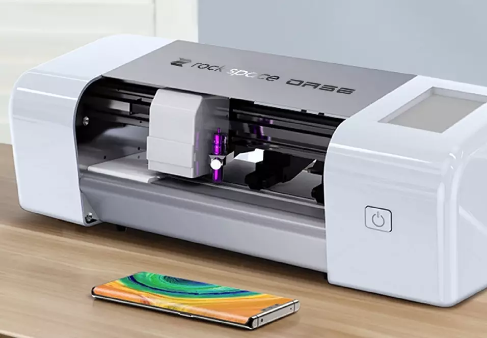 Mesin potong aksesoris gadget © 2021 brilio.net