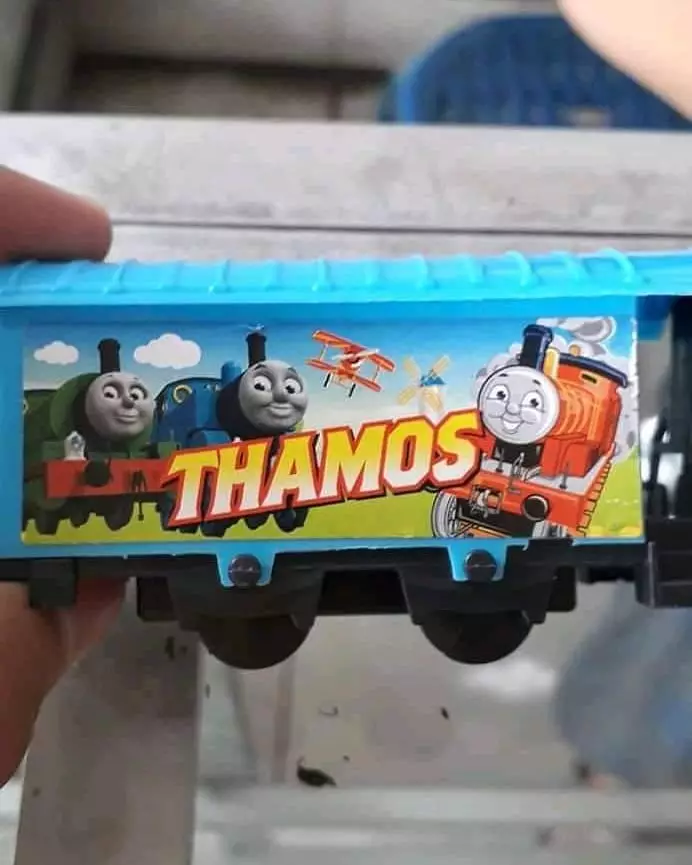 kesalahan di mainan anak absurd © 2021 1cak.com