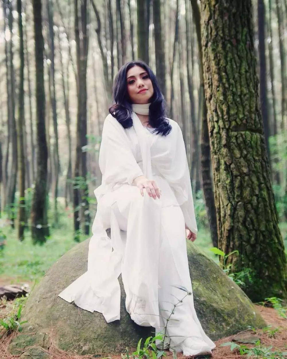 Potret terbaru diva dangdut era 2000-an dari berbagai sumber Potret terbaru diva dangdut era 2000-an dari berbagai sumber