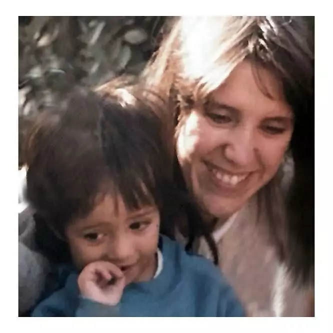 Potret masa kecil Katrina Kaif Instagram/@katrinakaif