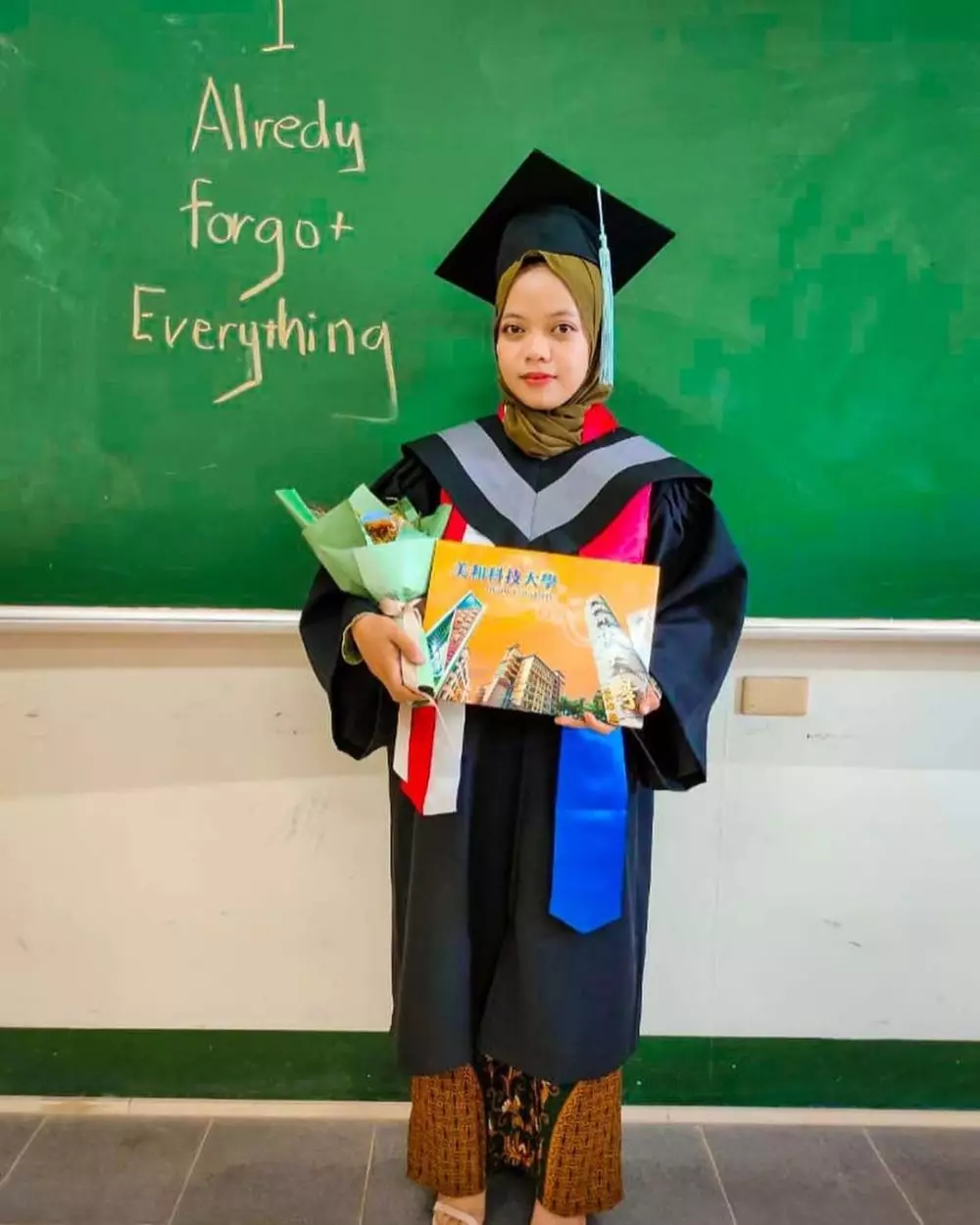 Dian Nursiati lulusan Taiwan © Instagram