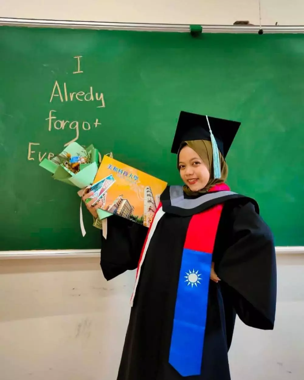 Dian Nursiati lulusan Taiwan © Instagram