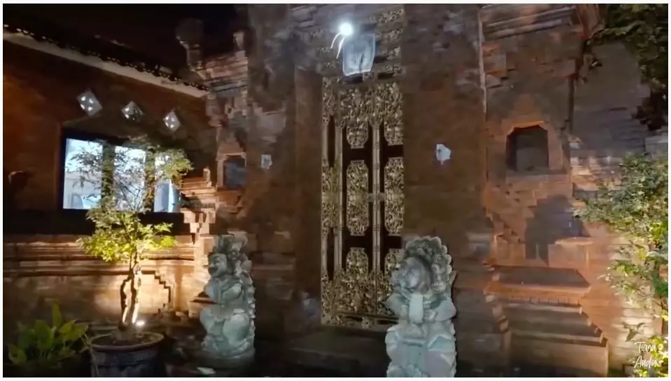 Potret rumah Mahalini Raharja © YouTube Potret rumah Mahalini Raharja © YouTube