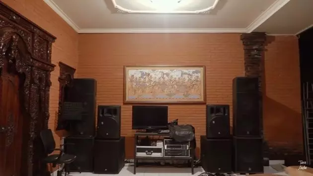 Potret rumah Mahalini Raharja © YouTube Potret rumah Mahalini Raharja © YouTube