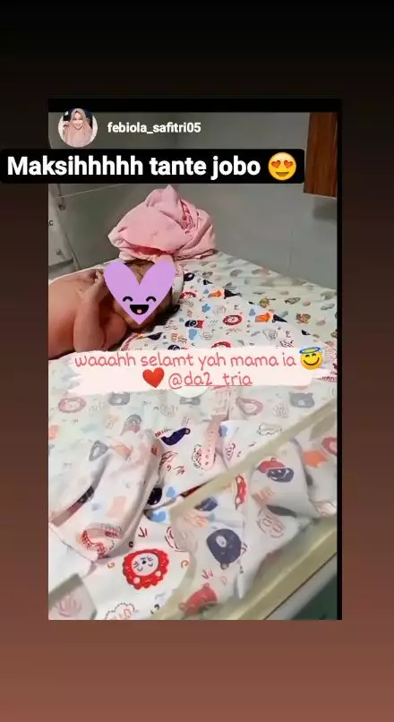 Tria dan Ady dikaruniai anak © Instagram