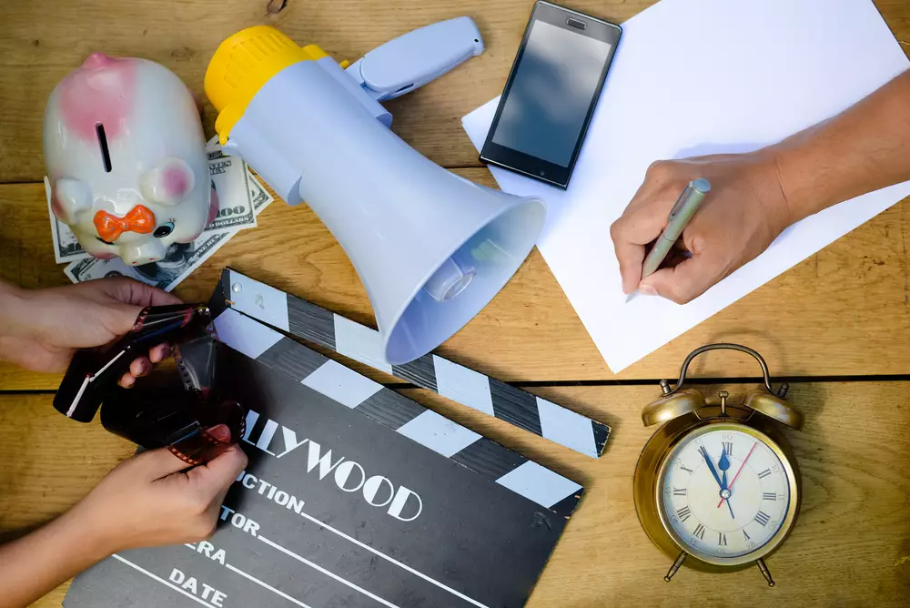 Langkah bikin film pendek makin sinematik © 2021 brilio.net Langkah bikin film pendek makin sinematik © 2021 brilio.net