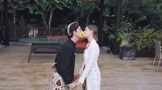 Daniel Mananta dan Istri © Instagram Daniel Mananta dan Istri © Instagram