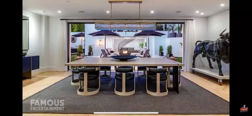 Potret penampakan rumah Rihanna © 2021 brilio.net Potret penampakan rumah Rihanna © 2021 brilio.net