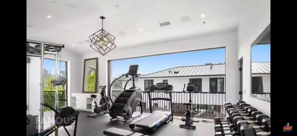 Potret penampakan rumah Rihanna © 2021 brilio.net