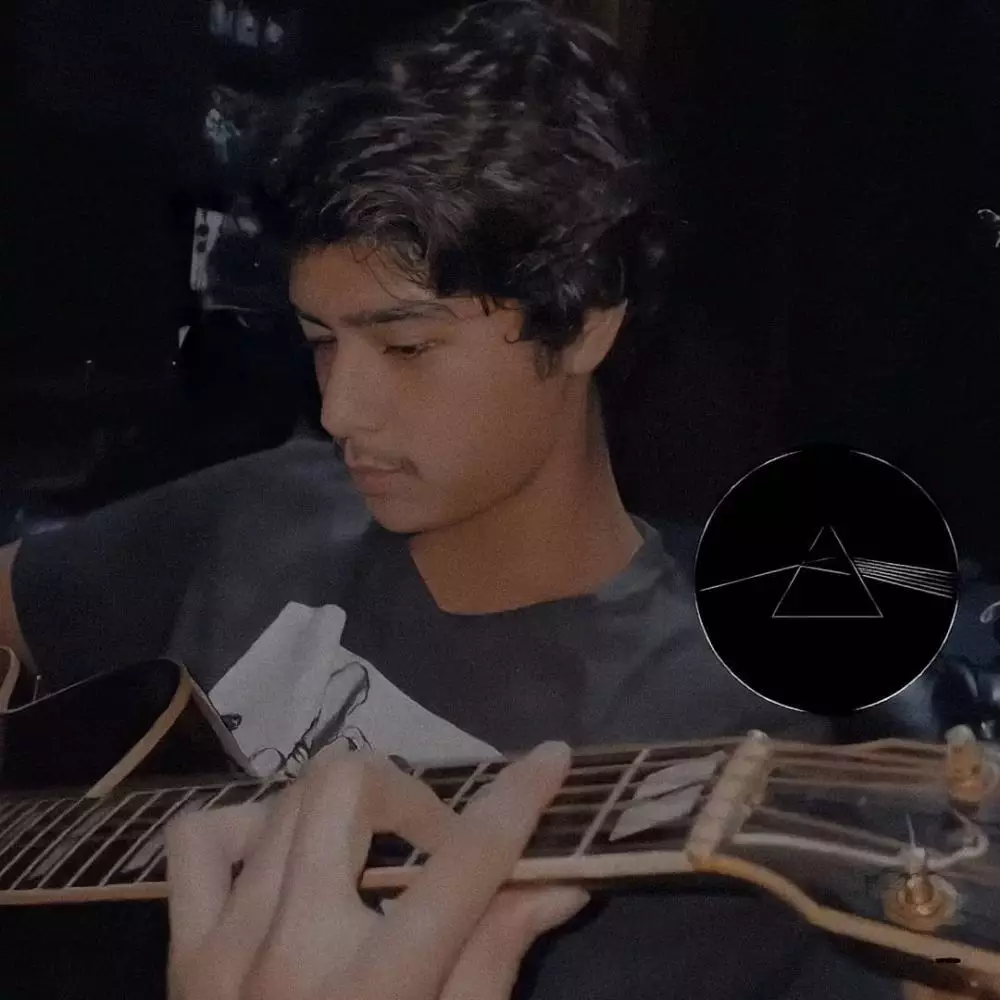 9 potret Al berkumis © Instagram