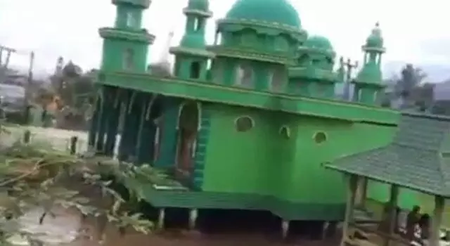 potret masjid yang dibangun nita thalia © instagram