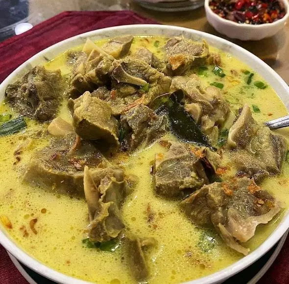 Resep gulai kambing © berbagai sumber Resep gulai kambing © berbagai sumber
