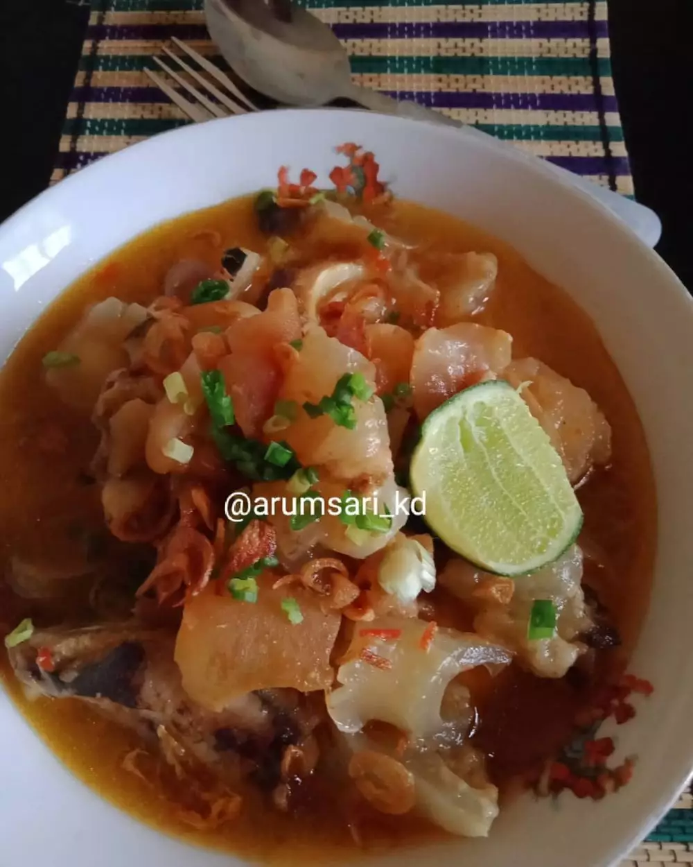 Resep kikil berkuah © 2021 brilio.net