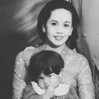 masa muda ibu maudy ayunda © instagram masa muda ibu maudy ayunda © instagram