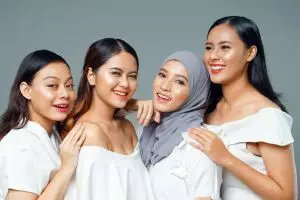 4 Tahapan yang bikin kulit kamu bersih berkilau, be clear & get glow 