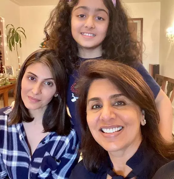 Neetu Kapoor awet muda © Instagram/@neetu54