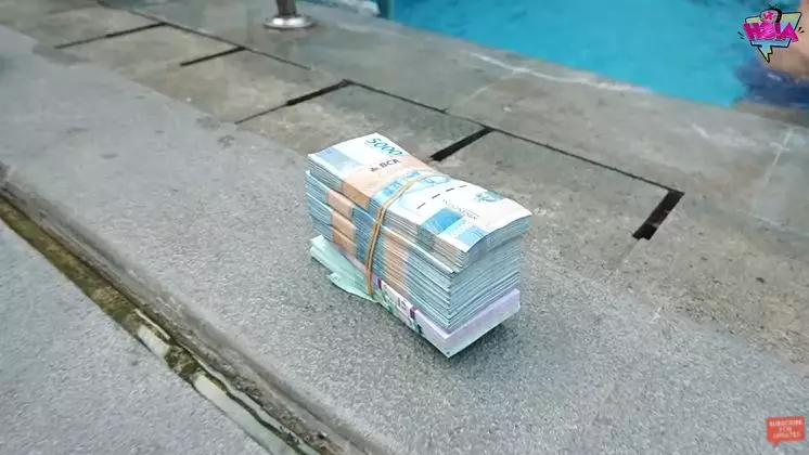 Irish Bella ngungsi © YouTube