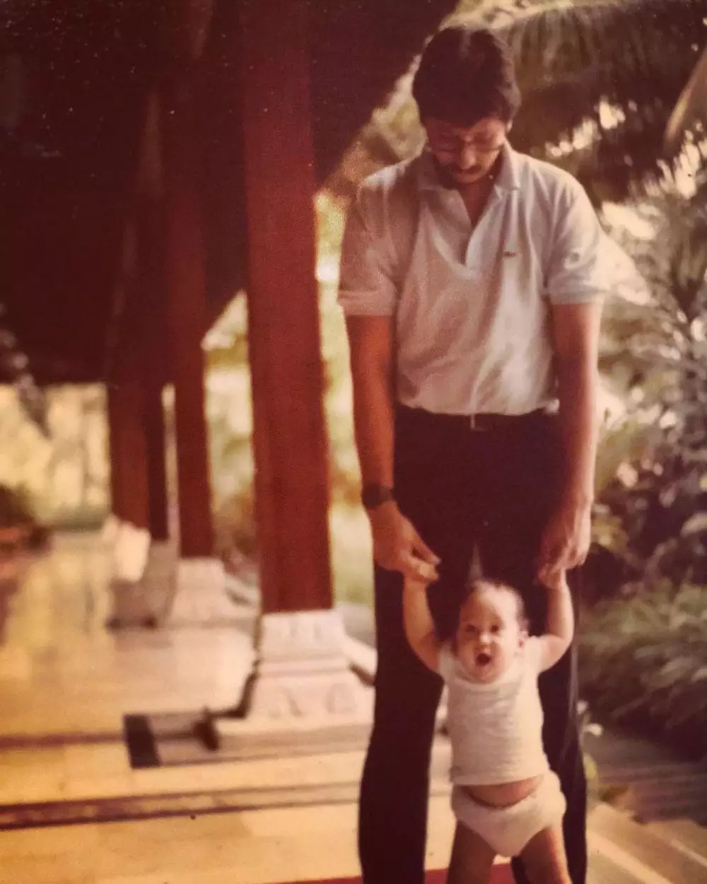 masa kecil seleb anak pengacara © Instagram