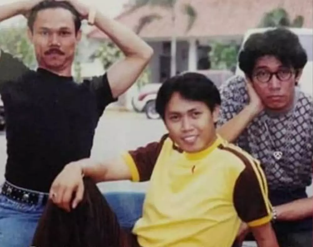 Potret lawas seleb pria DPR © Instagram