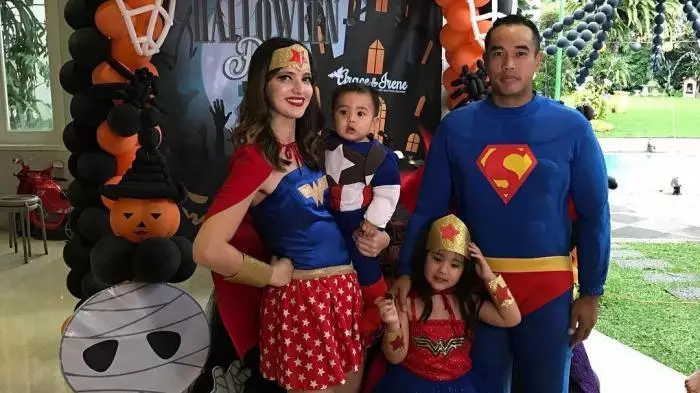 seleb cantik cosplay karakter superhero © 2021 brilio.net