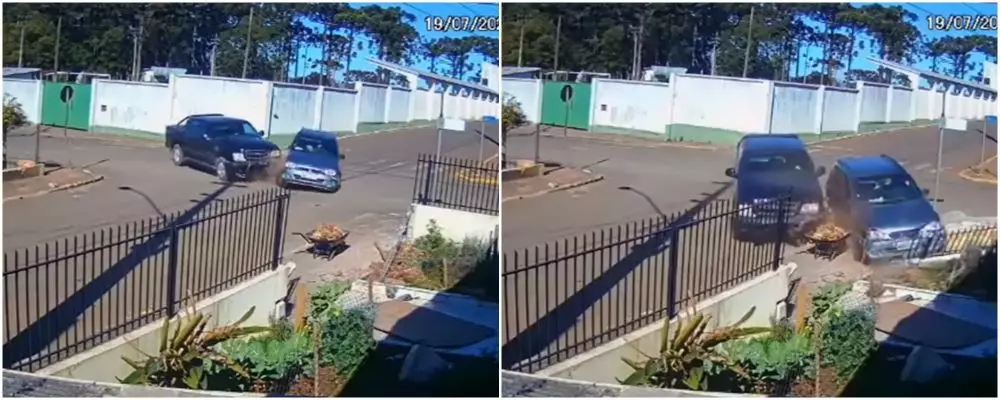 rumah simpang 4 © 2021 berbagai sumber