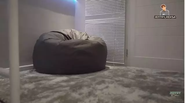 potret kamar jeffry reksa usai renovasi © YouTube
