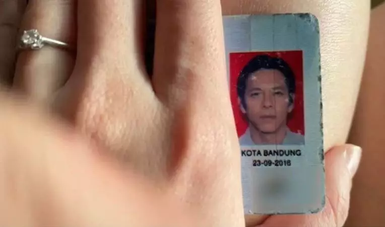 potret pas foto ktp seleb cowok © berbagai sumber