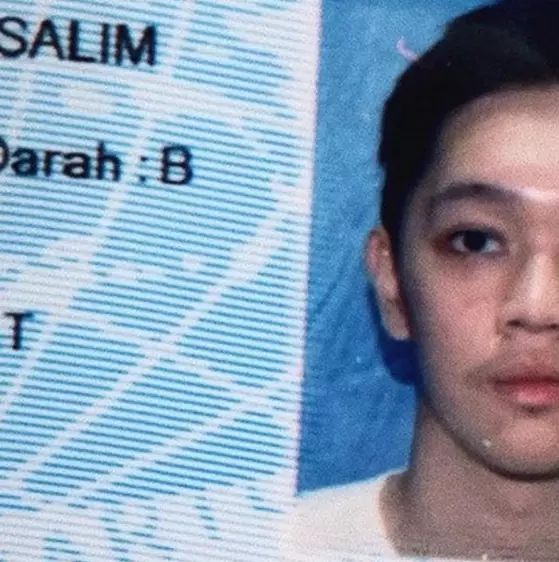 potret pas foto ktp seleb cowok © berbagai sumber