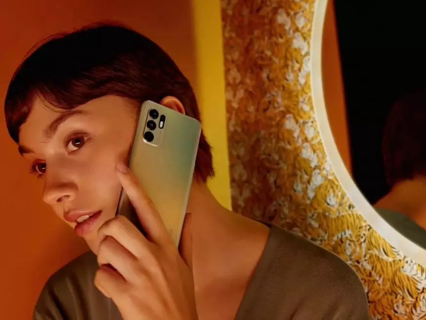 Filter dan Efek TikTok © 2021 berbagai sumber Filter dan Efek TikTok © 2021 berbagai sumber