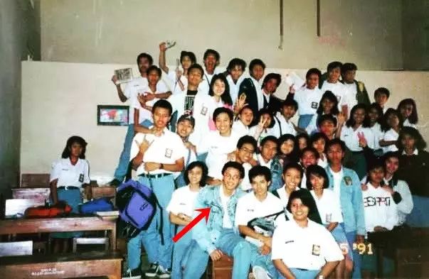 potret lawas ferry maryadi bareng geng sekolah © instagram potret lawas ferry maryadi bareng geng sekolah © instagram